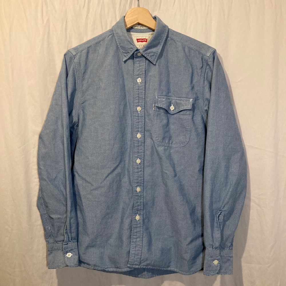 Levis Mens Small Blue Chambray Oxford Button Down Shirt Long Sleeve Standard Fit
